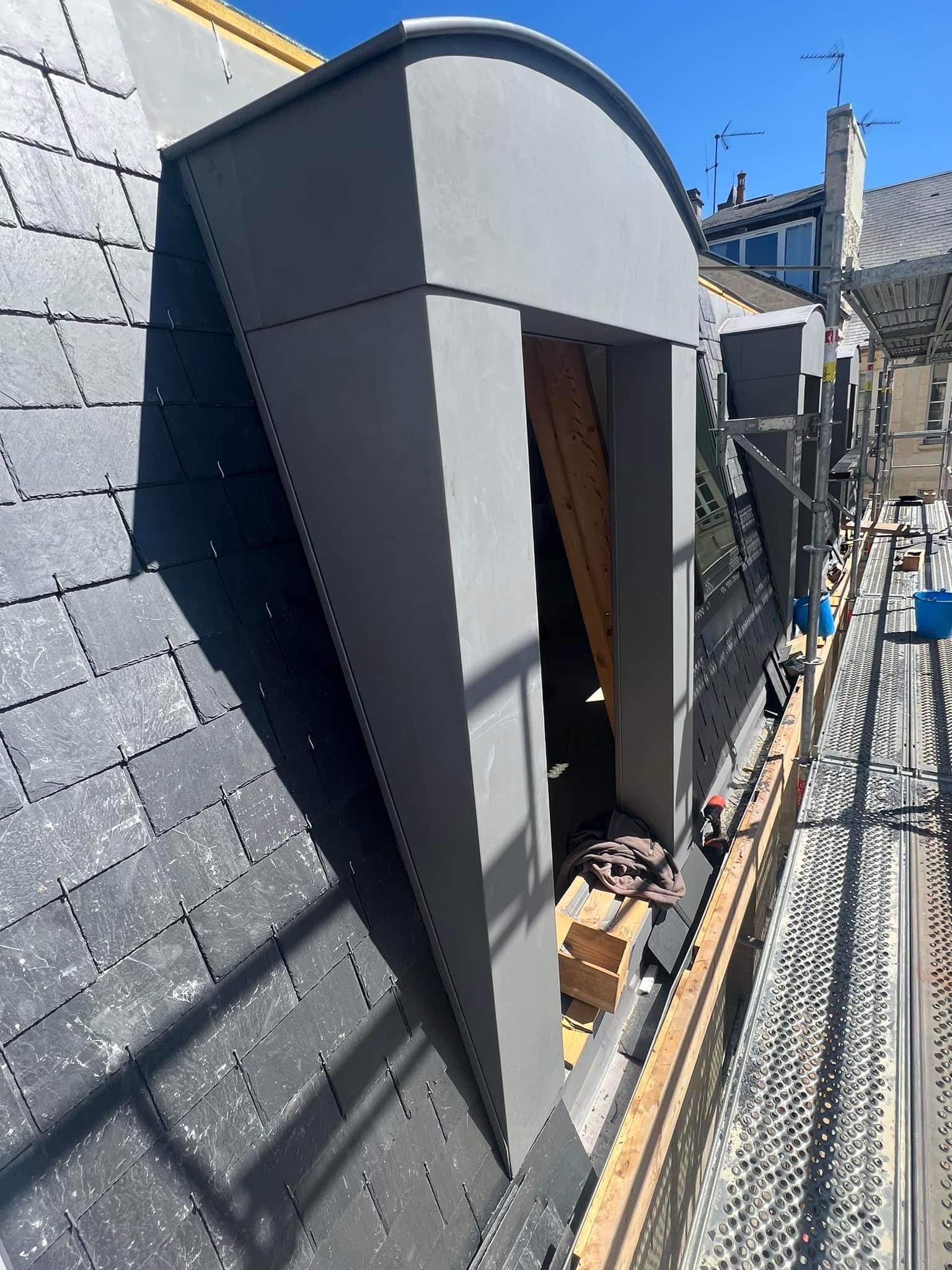 Caen : comble à la mansarde